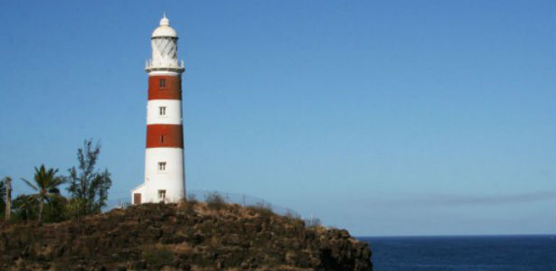 Phare de la Pointe aux Caves